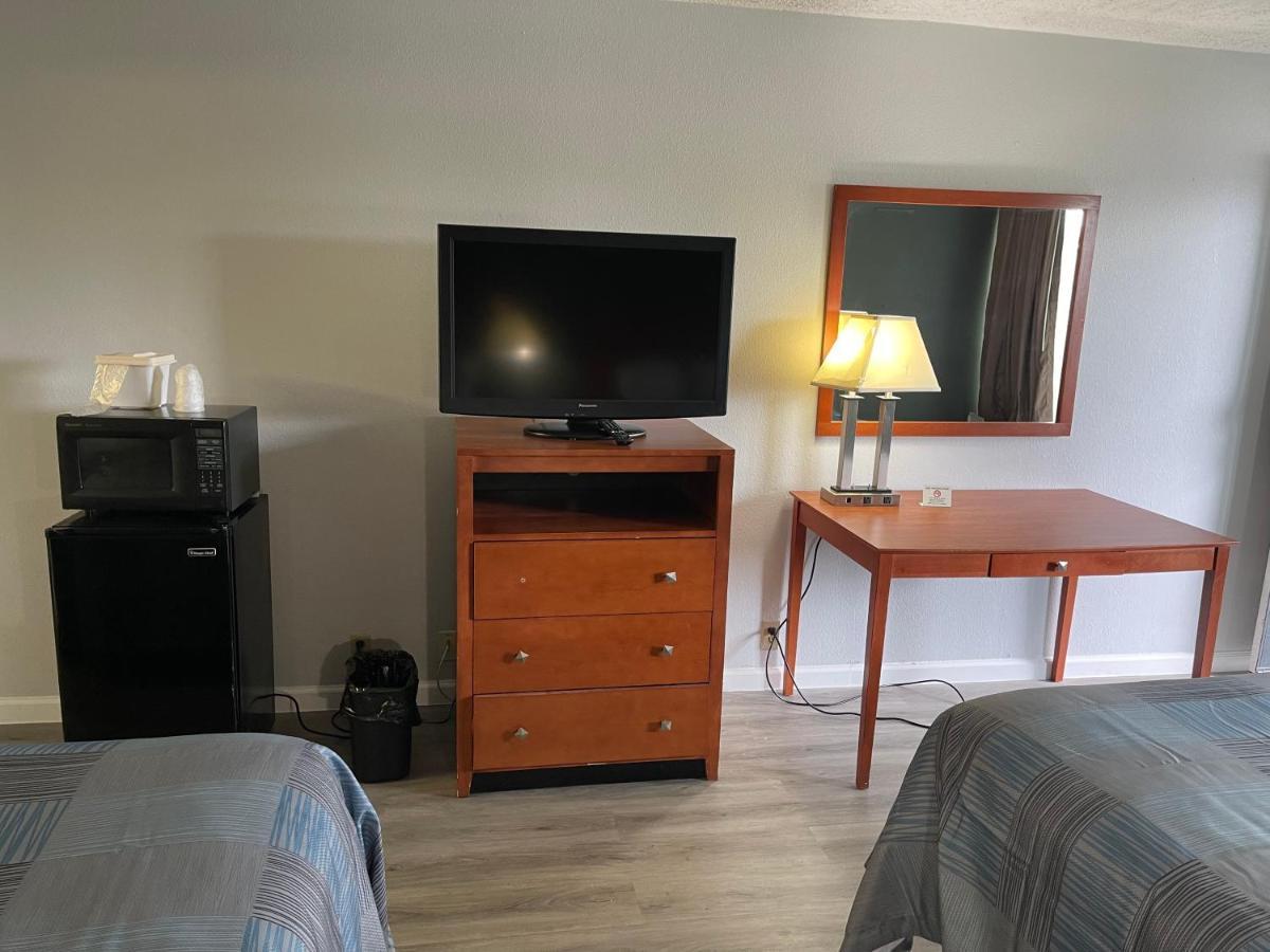 Wilkes-Barre Inn & Suites Dış mekan fotoğraf