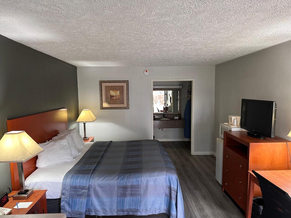 Wilkes-Barre Inn & Suites Dış mekan fotoğraf