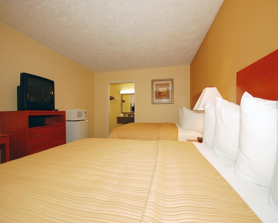 Wilkes-Barre Inn & Suites Dış mekan fotoğraf